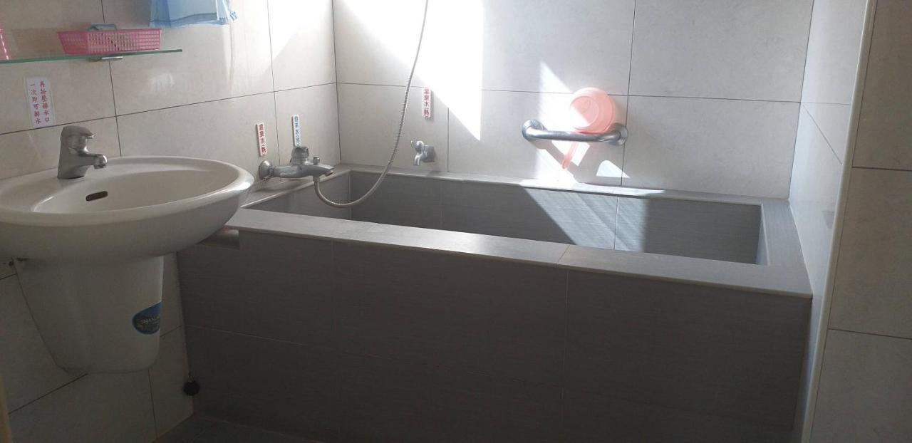 Jin Ge Hot Spring Hotel Jiaoxi Exterior foto